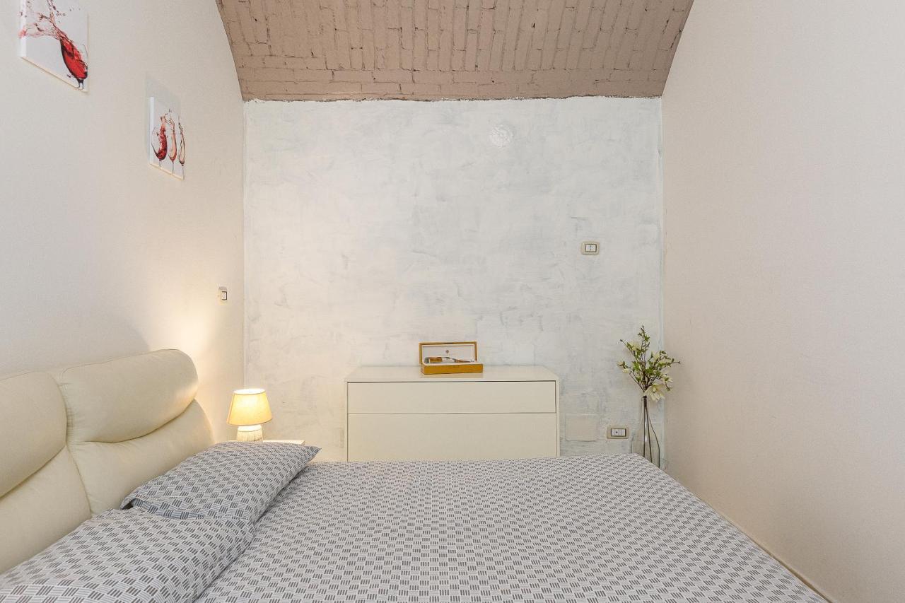 La Cantinetta Di Milano - The Wine Cave In Milan, Huge 110Sqm Apartment Next To Central Station Exteriör bild