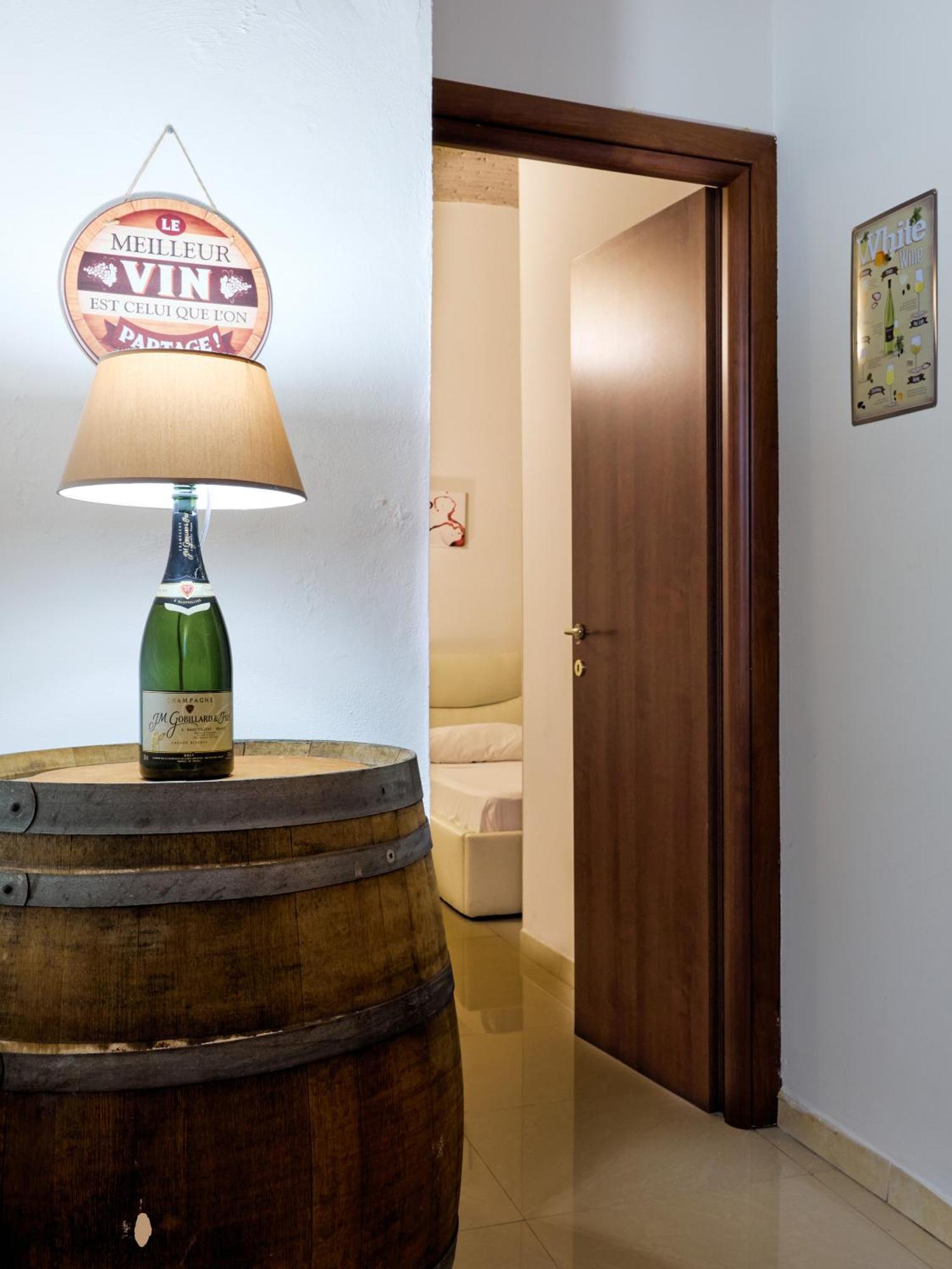 La Cantinetta Di Milano - The Wine Cave In Milan, Huge 110Sqm Apartment Next To Central Station Exteriör bild